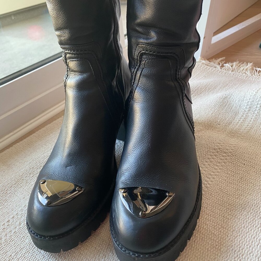 Italian leather boots size 39